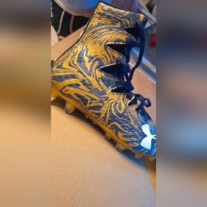 UA Football cleats gold and blue size 8